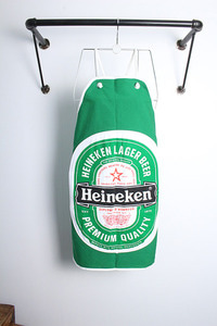 Heineken (59cm x 80cm)